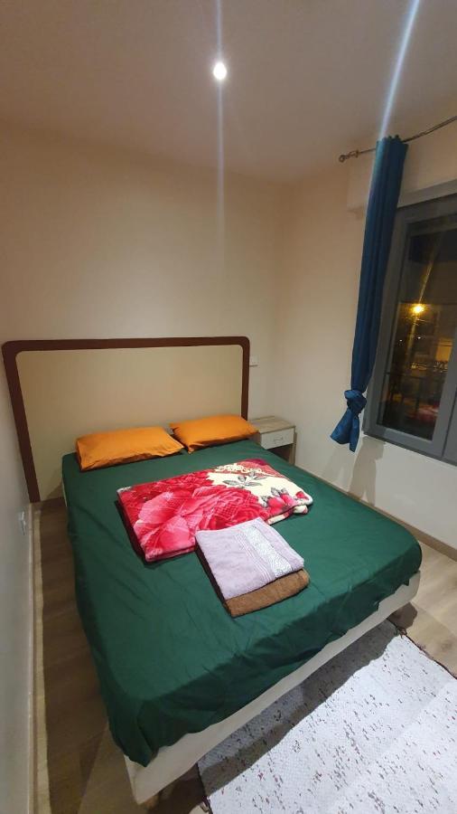 Hotel Le Privilege La Courneuve Zewnętrze zdjęcie